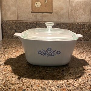 Vintage 1960’s Corning Ware Square Blue 1-3/4 QT Casserole Dish